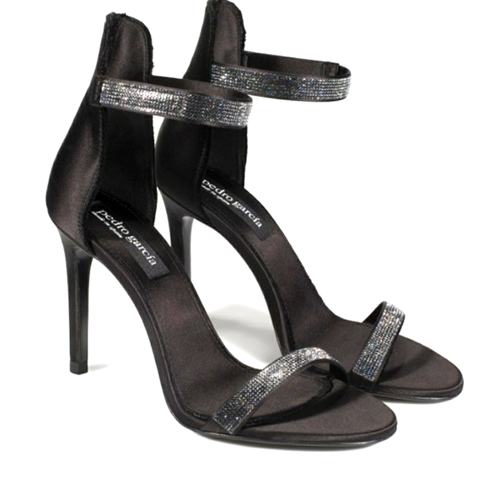 NWT Pedro Garcia Cielo Black Satin & Swarovski Crystal Pave Quarterback Sandals
